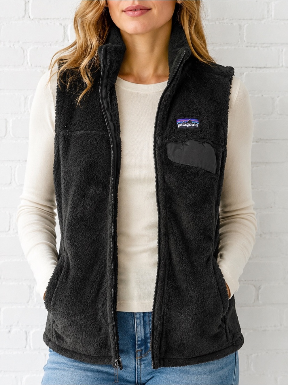 Patagonia Black High-Pile Fleece Full-Zip Vest Women’s XS